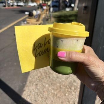 La La Land - Strawberry matcha - Cafes Near Me - Phoenix, Arizona