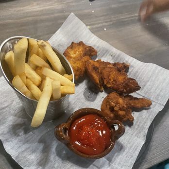 Neza Mexican Restaurant - Kids menu chicken tenders and fries - Mexican Near Me - Warwick, Rhode Island