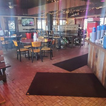 Rowdy's Smokehouse - Inside view - Smokehouse Near Me - Jackson, Ohio