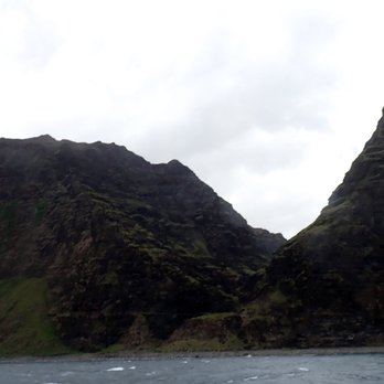 Bubbles Below Scuba Charters, Inc - Na Pali - Boating Near Me - Eleele, Hawaii