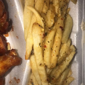 R&R Extreme Wings - Fries topped with Parmesan Garlic - Chicken Wings Near Me - Indianapolis, Indiana R&R Extreme Wings - Fries topped with Parmesan Garlic - Chicken Wings Near Me - Indianapolis, Indiana