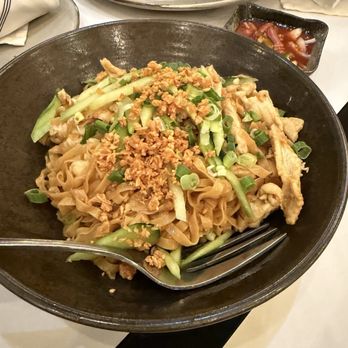 Burma Roots - Garlic noodles - Burmese Near Me - San Jose, California