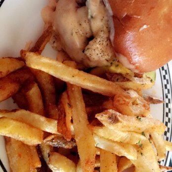 Meat 'n Greet - Burgers Near Me - Newnan, Georgia