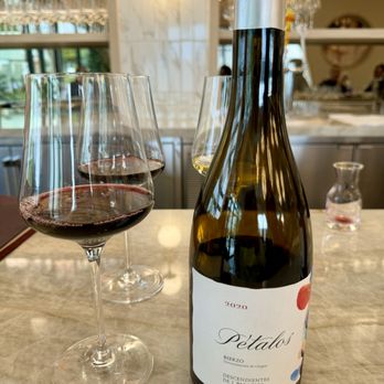 Wineaux - Final Wine and the winner! - Wine Bars Near Me - Las Vegas, Nevada Wineaux - Final Wine and the winner! - Wine Bars Near Me - Las Vegas, Nevada