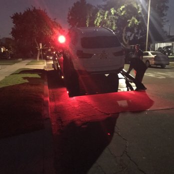 WMC Auto Brokers - Hamlet from WMC delivering my car to my house. - Car Brokers Near Me - Tujunga, California