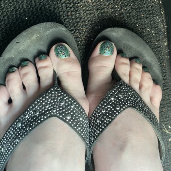 Linhs Nails - Skin Care Near Me - College Station, Texas