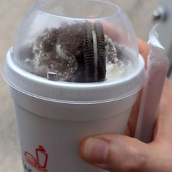 Steak ’n Shake - Mint Oreo shake