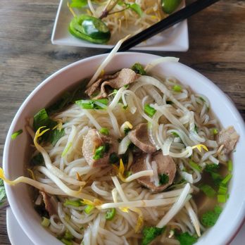 Bambu Kitchen & Sushi Restaurant - Pho - Vietnamese Near Me - Oakdale, Minnesota