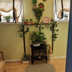 Pause with Paula Marshall - A little wellness shoppe to let go of your troubles.