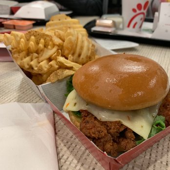 CHICK-FIL-A - Updated October 2024 - 41 Photos & 62 Reviews - 12310 W
