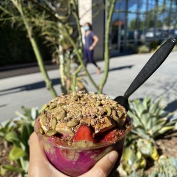 Lazy Bird - Create Your Own Bowl Small ($7.50 for 12 oz) Bases: Acai (1/2 sweet), Pitaya, Matcha Chia Pudding IG: @chelsanne.eats - Acai Bowls Near Me - Anaheim, California