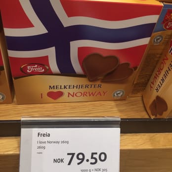 Oslo Lufthavn - Norwegian chocolates - Airports Near Me - Gardermoen, 02