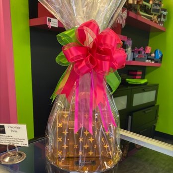 Evolution Artisan Confections - Chocolate Purse!!! - Desserts Near Me - Valparaiso, Indiana Evolution Artisan Confections - Chocolate Purse!!! - Desserts Near Me - Valparaiso, Indiana