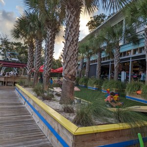 FLAMINGO LANDING - 54 Photos & 47 Reviews - 8813 Lorraine Rd, Gulfport