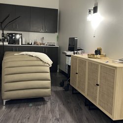 Aesthete Skin Studio
