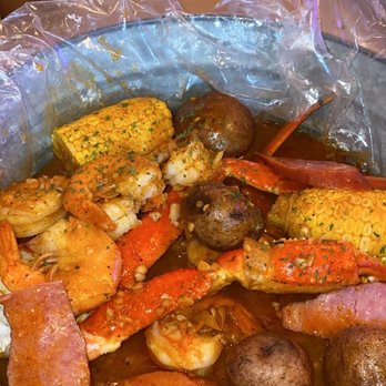 Cajun Boil - Snow crab, shrimp, sausage, potatoes & corn - Cajun/Creole Near Me - Miami, Florida