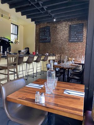 Peaches Lewis by null