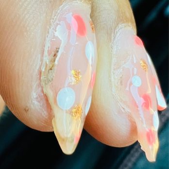 Versaci Nails Spa - So confused - Nail Salons Near Me - Eastvale, California Versaci Nails Spa - So confused - Nail Salons Near Me - Eastvale, California