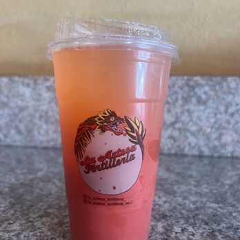 La Azteca Tortilleria - Strawberry Lemonade Aqua Fresca - Mexican Near Me - Los Angeles, California La Azteca Tortilleria - Strawberry Lemonade Aqua Fresca - Mexican Near Me - Los Angeles, California