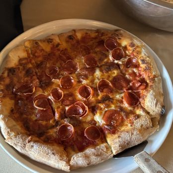 Five Restaurant - Pepperoni pizza - Italian Near Me - Fresno, California Five Restaurant - Pepperoni pizza - Italian Near Me - Fresno, California