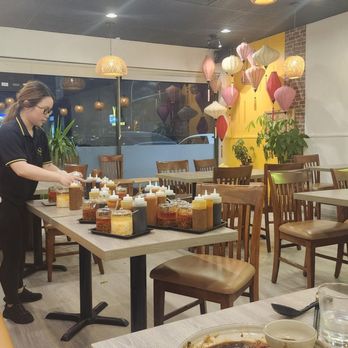 Nén - Restaurant - Vietnamese Near Me - Burnaby, British Columbia