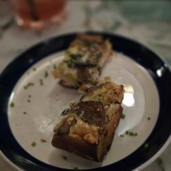 Commune - Mushroom toast