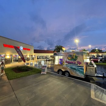 Summ’s up - a food truck in a parking lot - Juice Bars & Smoothies Near Me - Palm Bay, Florida Summ’s up - a food truck in a parking lot - Juice Bars & Smoothies Near Me - Palm Bay, Florida