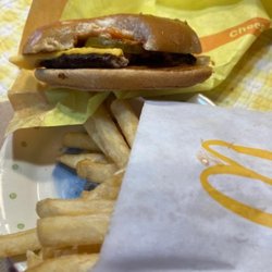 McDonalds cheeseburger