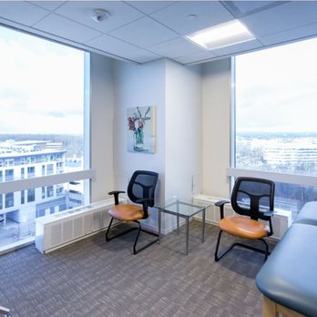 VSI - Patient Exam Room - Orthopedists Near Me - Reston, Virginia VSI - Patient Exam Room - Orthopedists Near Me - Reston, Virginia