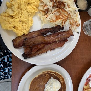 Pancake Factory - Eggs, hash browns, bacon, side of pancakes - Breakfast & Brunch Near Me - Shelby Charter Township, Michigan