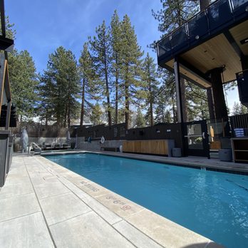 Desolation Hotel - Hotels Near Me - South Lake Tahoe, California