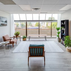Alpine Massage Therapy - The peaceful waiting room at Alpine Massage.