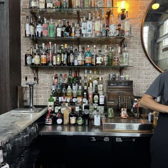 The Ice Plant - Bar withvery good cocktails - Cocktail Bars Near Me - St. Augustine, Florida