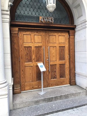 Saphira & Ventura Gallery