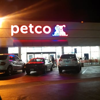 Petco - Pet Stores Near Me - Burbank, California