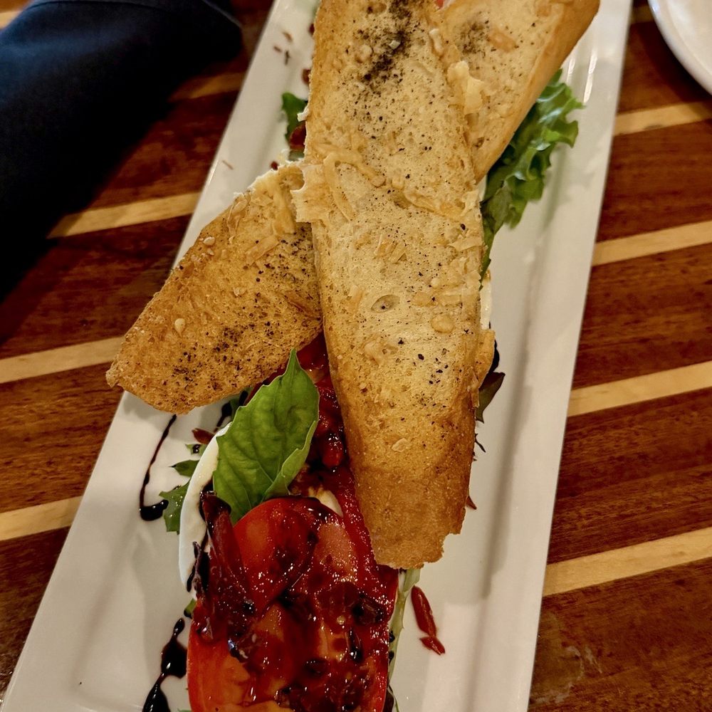 Middle Grounds Grill - Seafood Near Me - Treasure Island, Florida