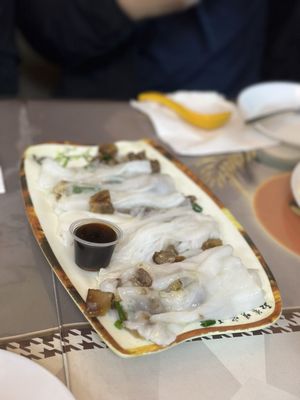 Metro Hong Kong Dessert and Milk Tea by null