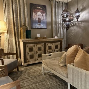AvantGard Spa - The calming sanctuary, where you wait for your appointment to start - Skin Care Near Me - San Carlos, California AvantGard Spa - The calming sanctuary, where you wait for your appointment to start - Skin Care Near Me - San Carlos, California