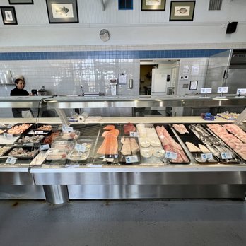 Osprey Seafood Market - a fish counter - Seafood Markets Near Me - Napa, California Osprey Seafood Market - a fish counter - Seafood Markets Near Me - Napa, California