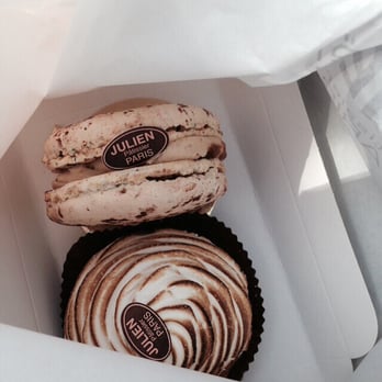Boulangerie Julien - Meringue and Macaron, both huge! Larger than my palm. - Bakeries Near Me - Paris, 75