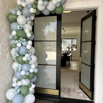 Balloon Bay - Balloon Services Near Me