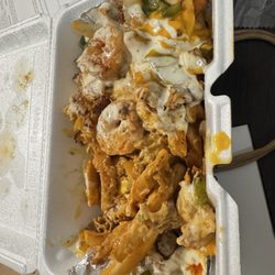 Muncheez - Chicken and shrimp dirty fries