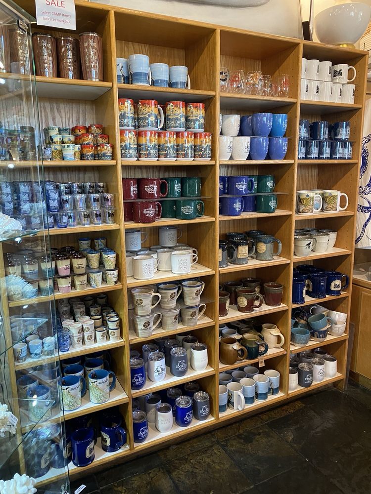 The Tides Wharf Gift Shop - Photo 2