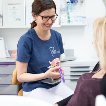 Zahnarztordination - Dr. Zuber - Eine professionelle Mundhygiene beinhaltet auch das zeigen der richtigen Putztechnik - General Dentistry Near Me - Klosterneuburg, 3 Zahnarztordination - Dr. Zuber - Eine professionelle Mundhygiene beinhaltet auch das zeigen der richtigen Putztechnik - General Dentistry Near Me - Klosterneuburg, 3