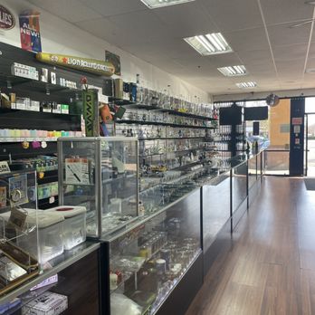 light up smoke and vape Light it up smoke and vape (@lightitupatl2024) · Douglasville, GA main image 1