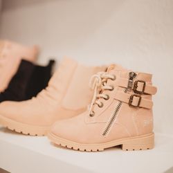 Em + Kate Boutique