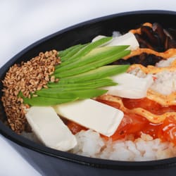 Yumi Yumi Sushi Bowl - Shake Bowl