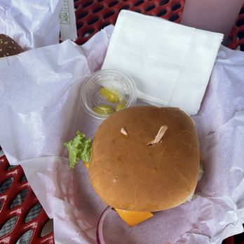 Rod's Char-broiler - Burgers Near Me - Redondo Beach, California