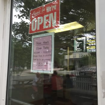 C & L Frosty - C&L Frosty of Sherborn -- 27 North Main Street / Route 27, Sherborn Hours - Ice Cream & Frozen Yogurt Near Me - Sherborn, Massachusetts C & L Frosty - C&L Frosty of Sherborn -- 27 North Main Street / Route 27, Sherborn Hours - Ice Cream & Frozen Yogurt Near Me - Sherborn, Massachusetts