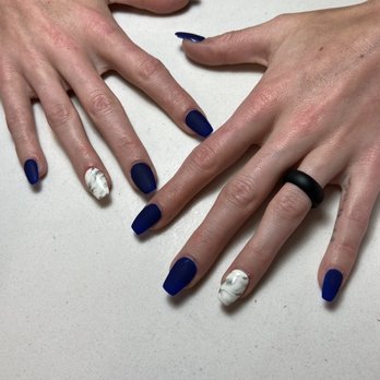 Lovely Nails - Nail Salons Near Me - Fort Dodge, Iowa